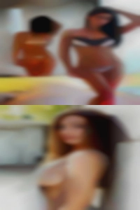Lightness and naked women play.